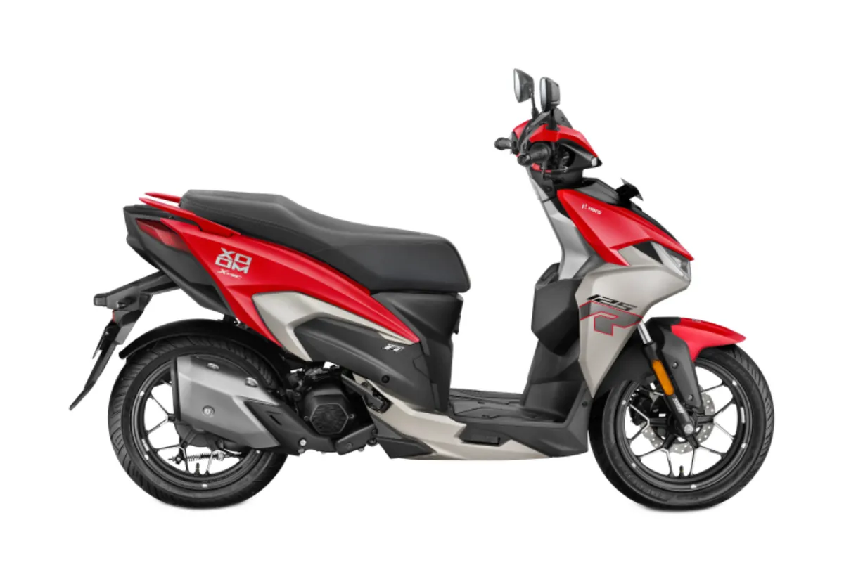hero xoom 125r candy blazing red